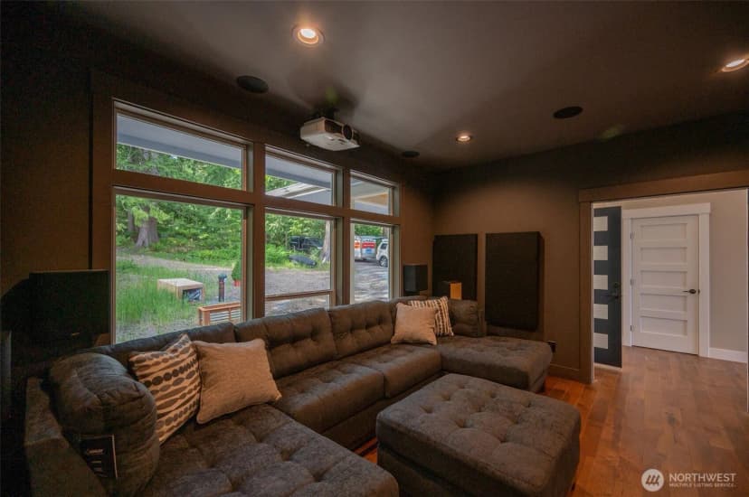 Property photo for 2307 Northshore Road, Bellingham photo 40