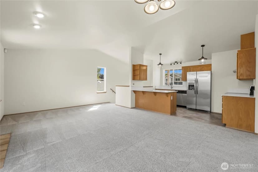 Property photo for 1225 202nd Street Ct E, Spanaway photo 4