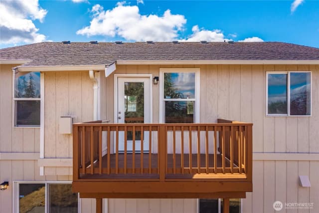 Property photo for 1225 202nd Street Ct E, Spanaway photo 3