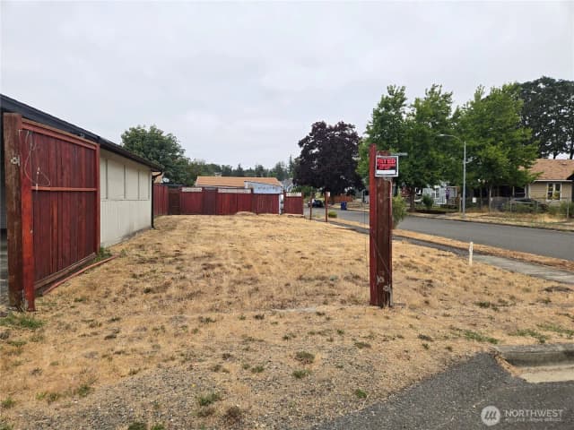 Property photo for 3251 S 58th, Tacoma photo 2