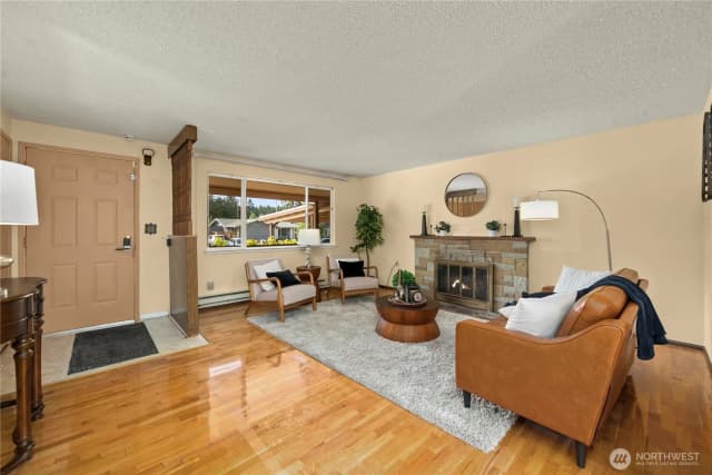 Property photo for 625 175th Street S, Spanaway photo 4