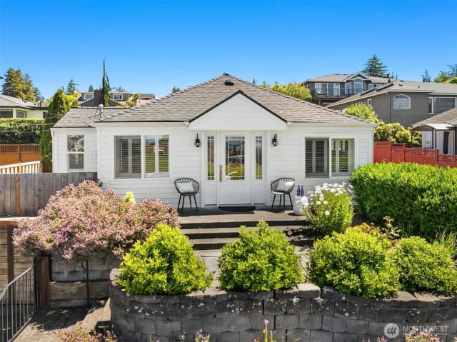 Property photo for 103 8th Avenue S, Edmonds