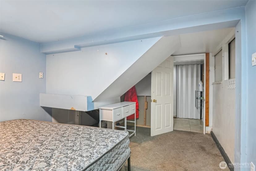 Property photo for 8703 16th Avenue Sw, Seattle photo 28