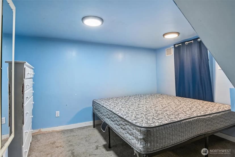 Property photo for 8703 16th Avenue Sw, Seattle photo 27