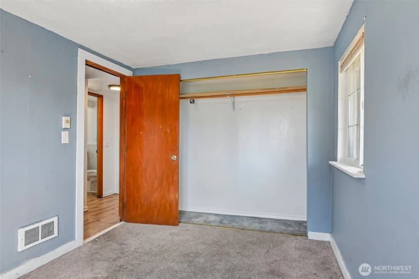 Property photo for 8703 16th Avenue Sw, Seattle photo 15