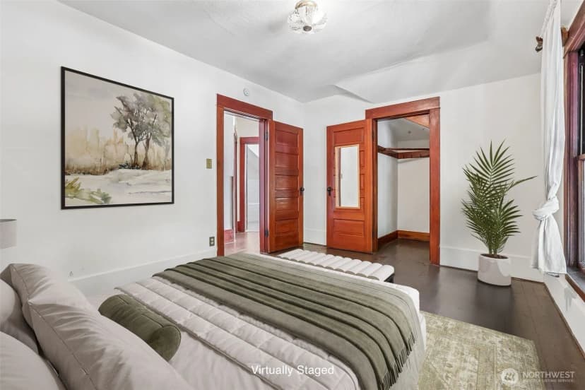 Property photo for 929 13th Avenue E, Seattle photo 22