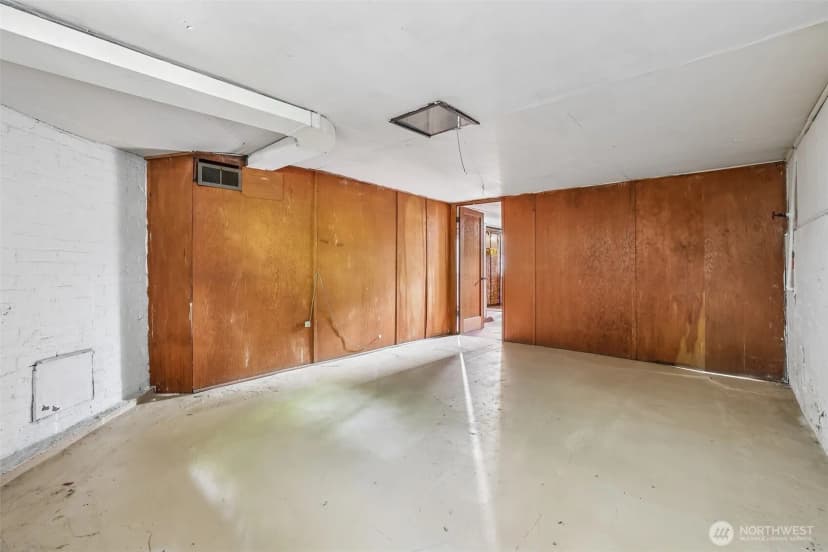 Property photo for 929 13th Avenue E, Seattle photo 33