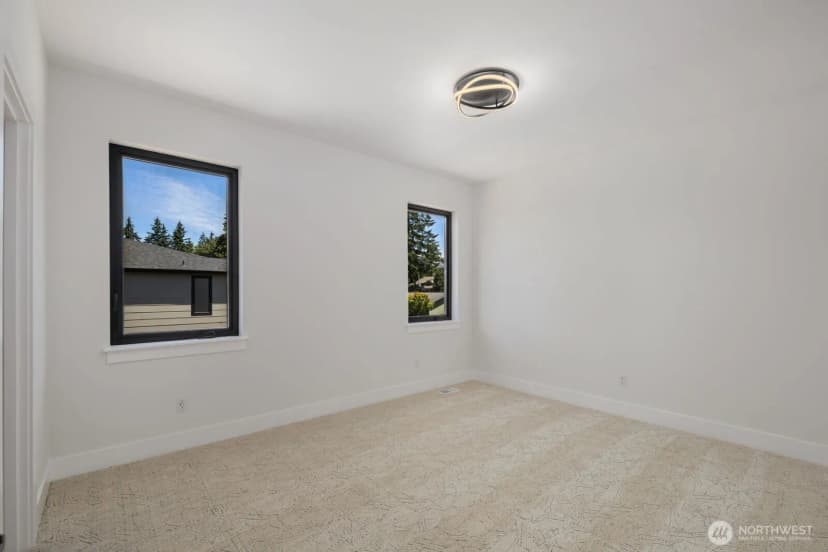 Property photo for 16211 Simonds Road Ne, Kenmore photo 22