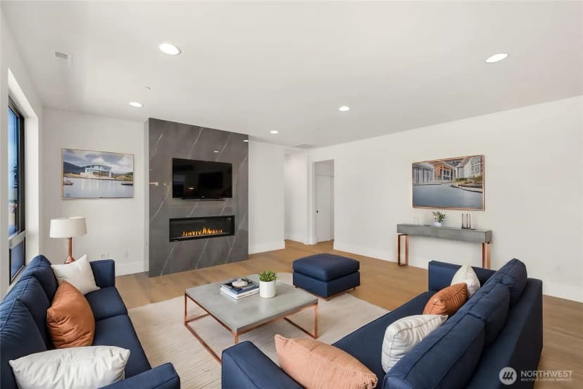 Property photo for 16211 Simonds Road Ne, Kenmore photo 9
