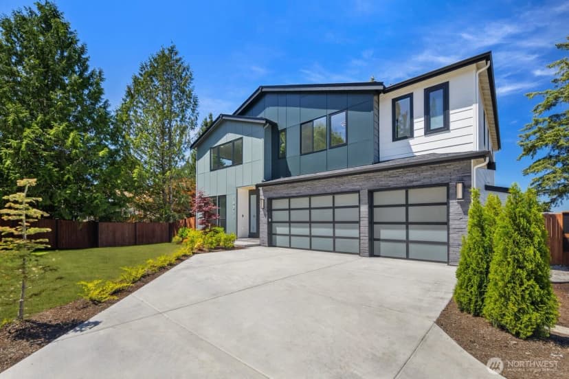 Property photo for 16211 Simonds Road Ne, Kenmore photo 2