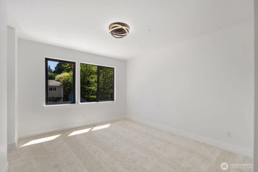 Property photo for 16211 Simonds Road Ne, Kenmore photo 19