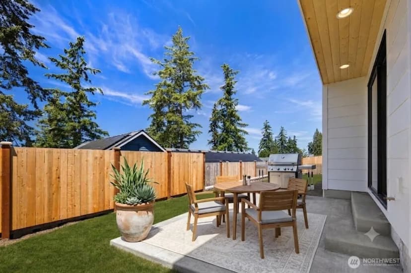 Property photo for 16211 Simonds Road Ne, Kenmore photo 25