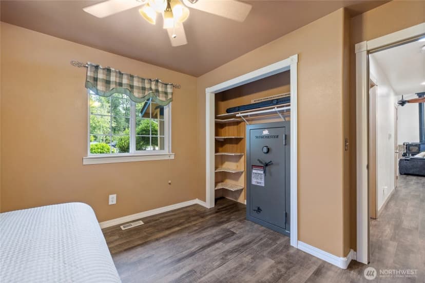 Property photo for 20708 63rd Avenue E, Spanaway photo 13