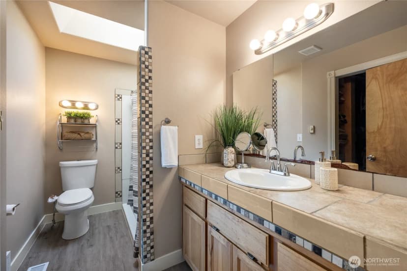 Property photo for 20708 63rd Avenue E, Spanaway photo 17