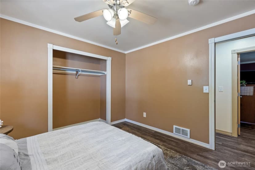 Property photo for 20708 63rd Avenue E, Spanaway photo 11