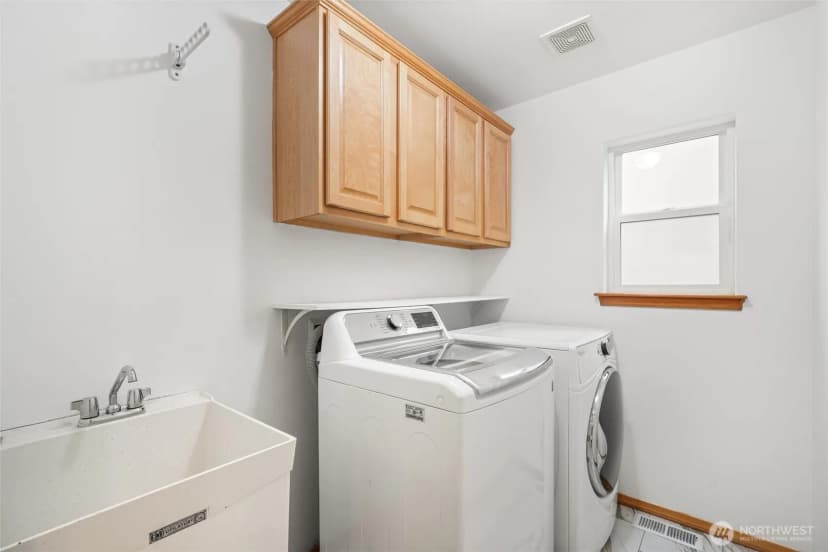Property photo for 5708 9th Drive W, Everett photo 13