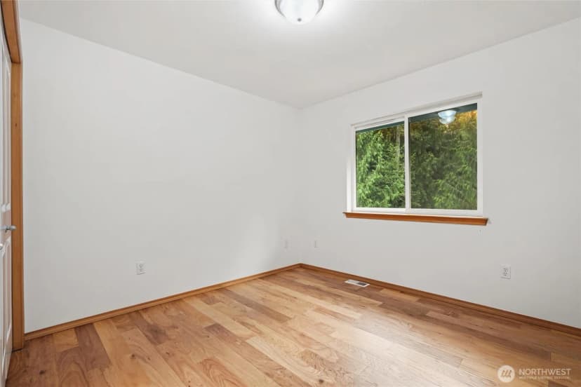 Property photo for 5708 9th Drive W, Everett photo 28