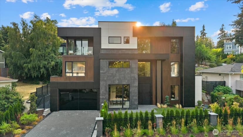 Property photo for 1331 102nd Avenue Ne, Bellevue