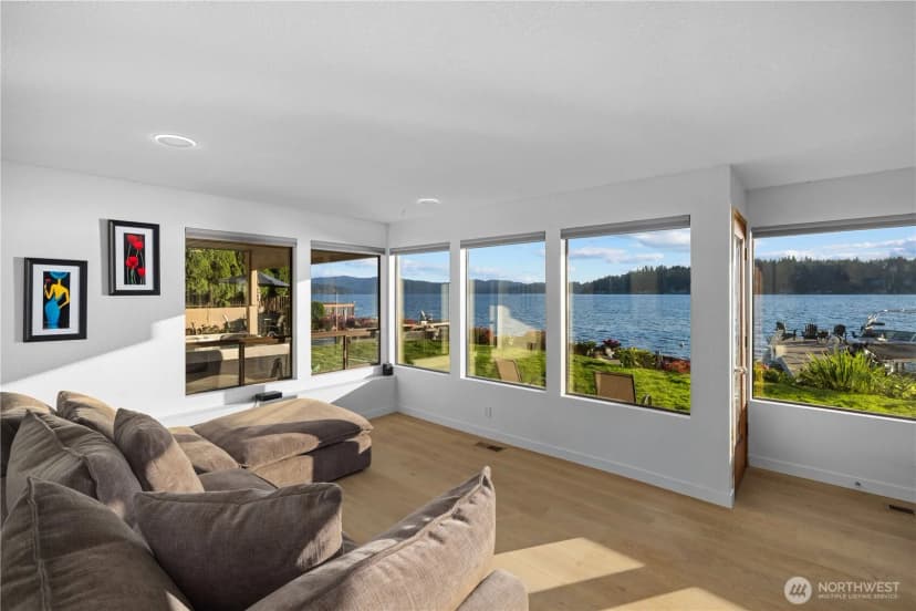 Property photo for 2825 E Lake Sammamish Parkway Ne, Sammamish photo 10