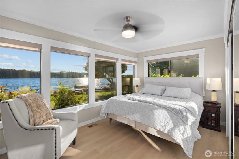 Property photo for 2825 E Lake Sammamish Parkway Ne, Sammamish photo 15