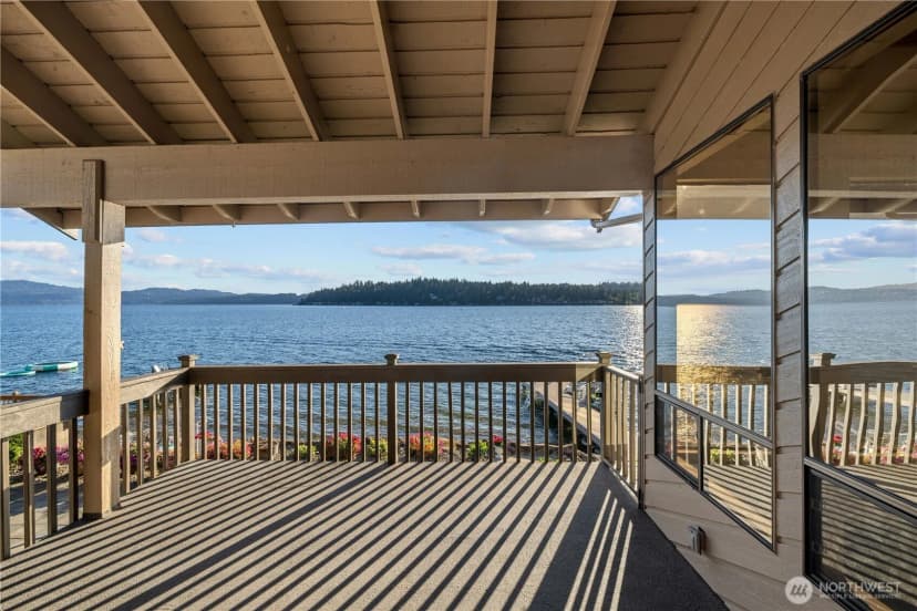 Property photo for 2825 E Lake Sammamish Parkway Ne, Sammamish photo 20