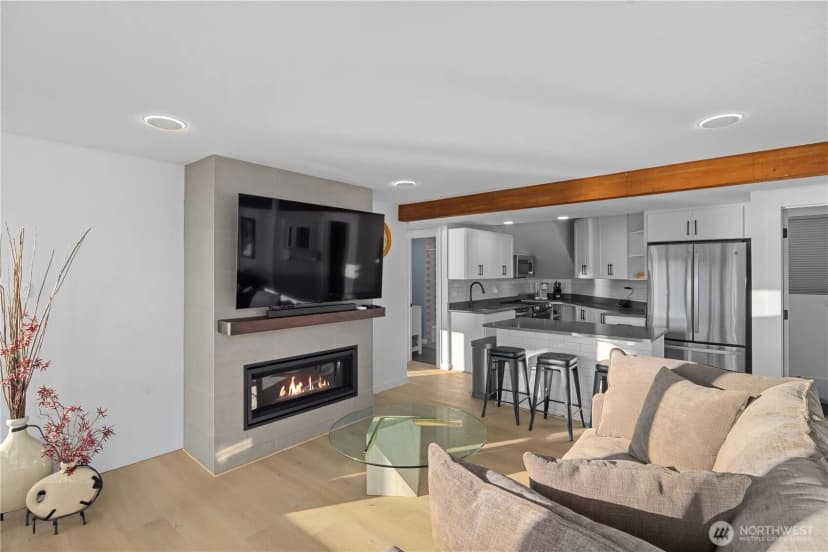 Property photo for 2825 E Lake Sammamish Parkway Ne, Sammamish photo 13
