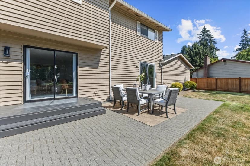 Property photo for 14215 110th Avenue Ne, Kirkland photo 21