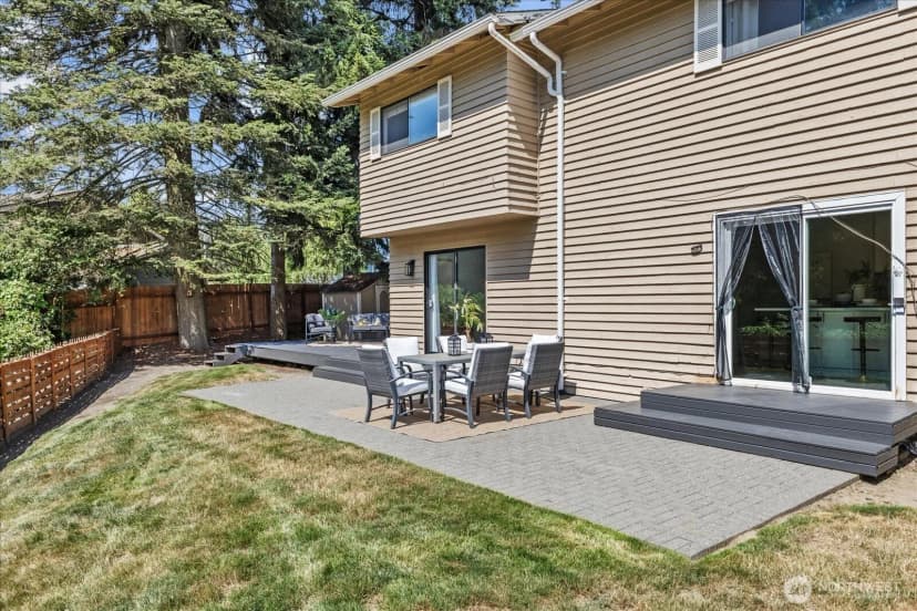 Property photo for 14215 110th Avenue Ne, Kirkland photo 20