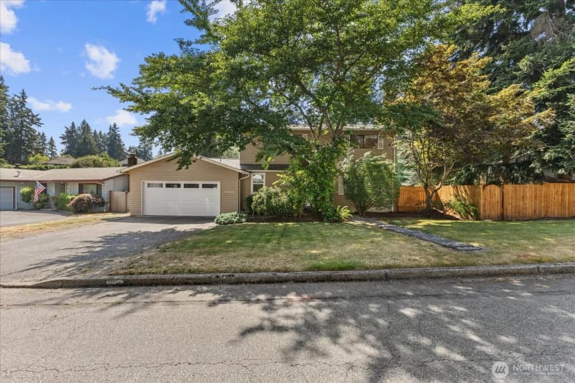 Property photo for 14215 110th Avenue Ne, Kirkland
