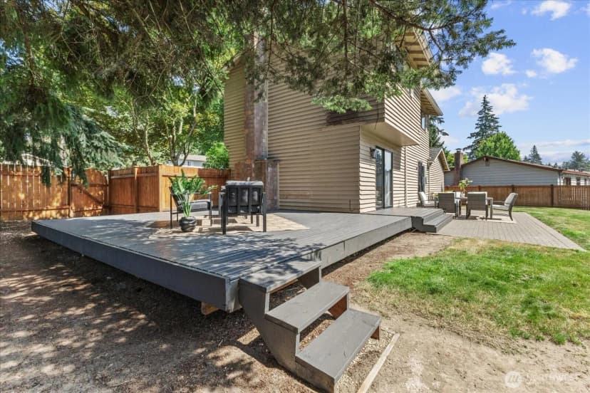 Property photo for 14215 110th Avenue Ne, Kirkland photo 23