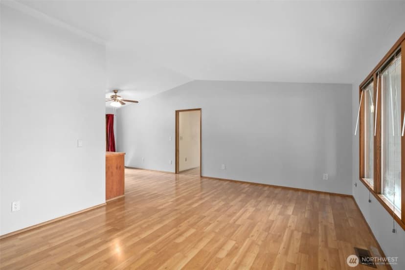 Property photo for 1324 Cascade Street, Wenatchee photo 10