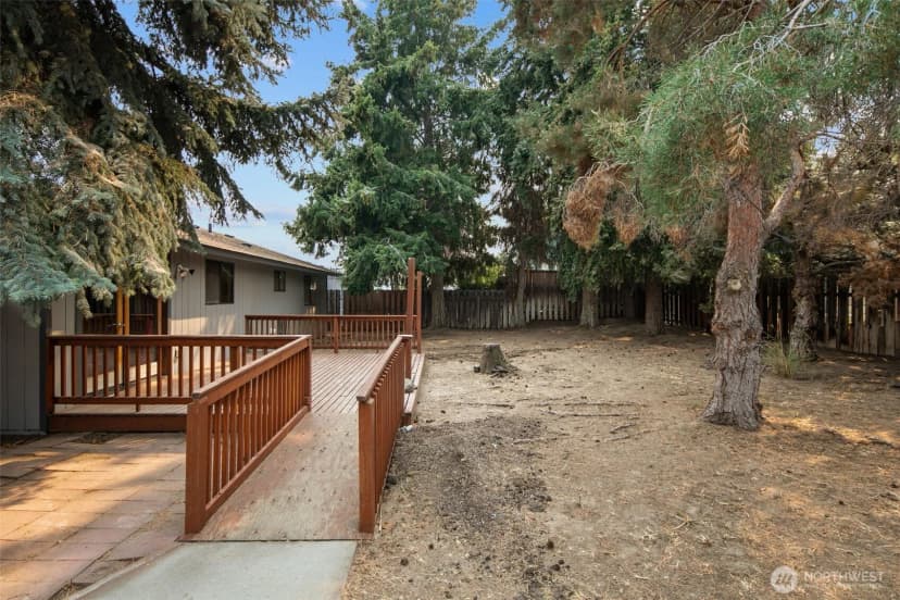 Property photo for 1324 Cascade Street, Wenatchee photo 34