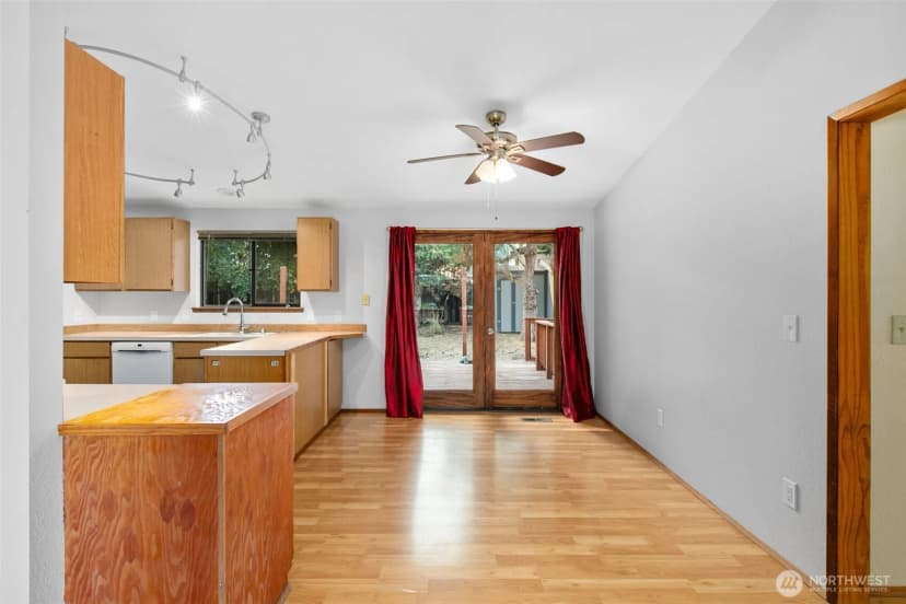 Property photo for 1324 Cascade Street, Wenatchee photo 16