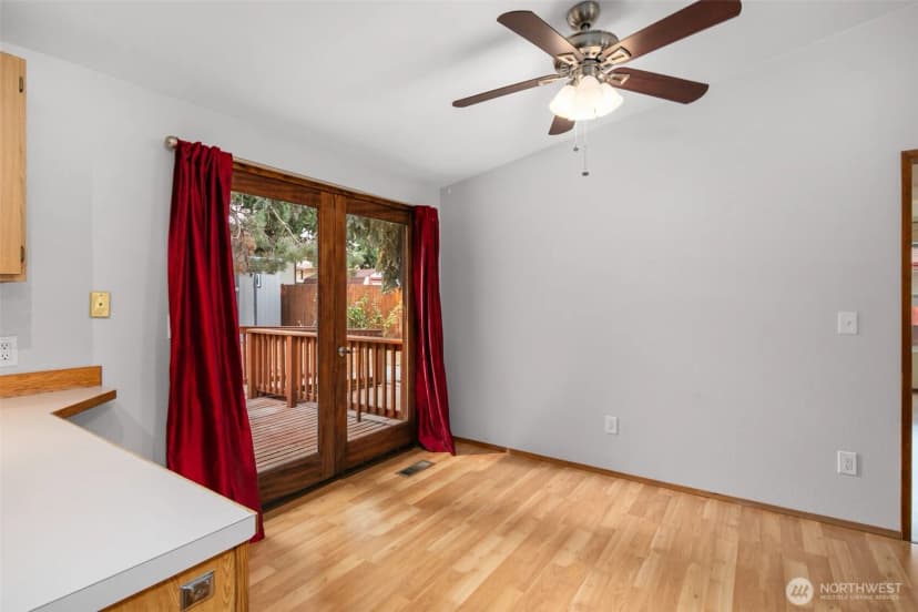 Property photo for 1324 Cascade Street, Wenatchee photo 15