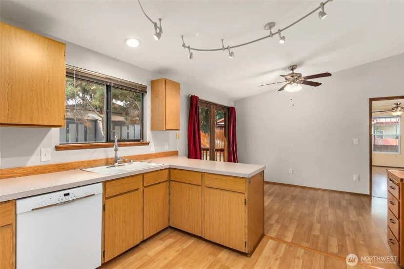 Property photo for 1324 Cascade Street, Wenatchee photo 14