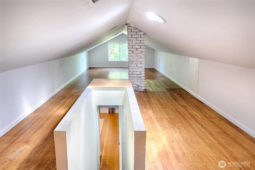 Property photo for 7032 22nd Avenue Nw, Seattle photo 16