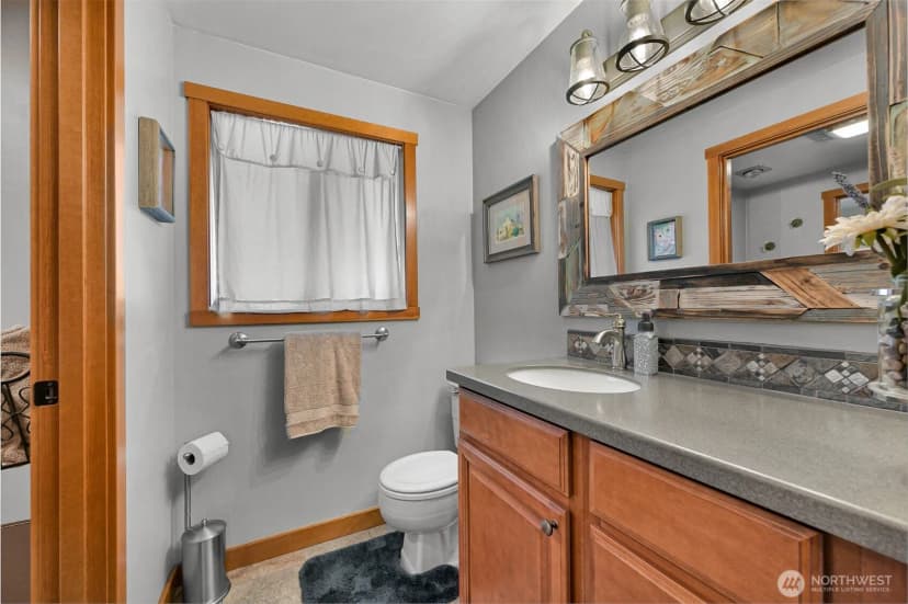 Property photo for 3504 Loomis Trail Road, Blaine photo 29