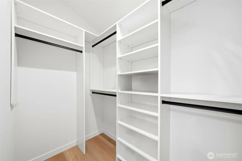 Property photo for 4909 Sw Canada Drive, Seattle photo 24