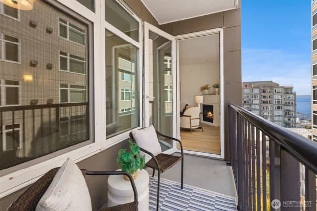 Property photo for 2801 1st Avenue #703, Seattle, WA 98121