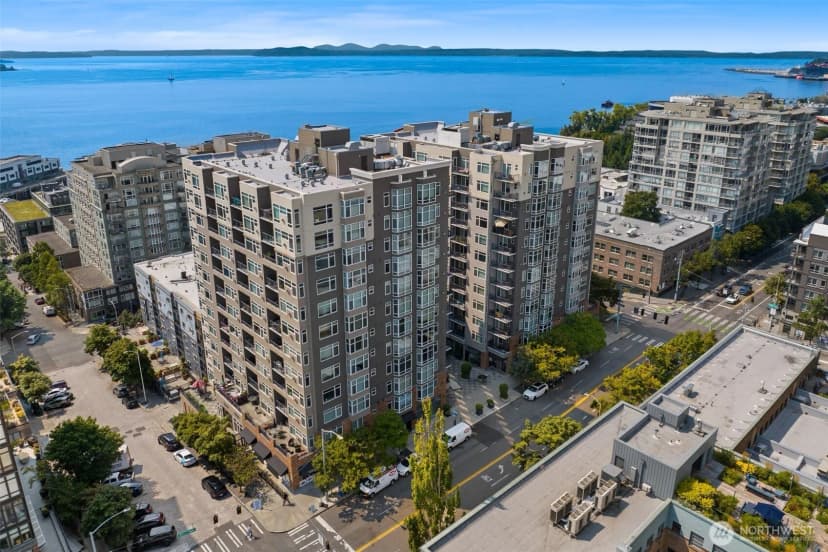 Property photo for 2801 1st Avenue #703, Seattle photo 36