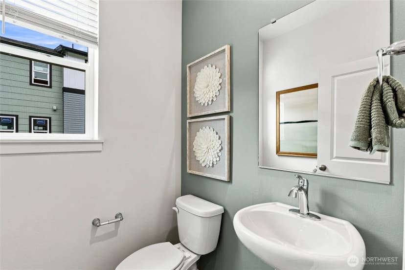 Property photo for 1221 Tacoma Court Ne #21, Renton photo 11