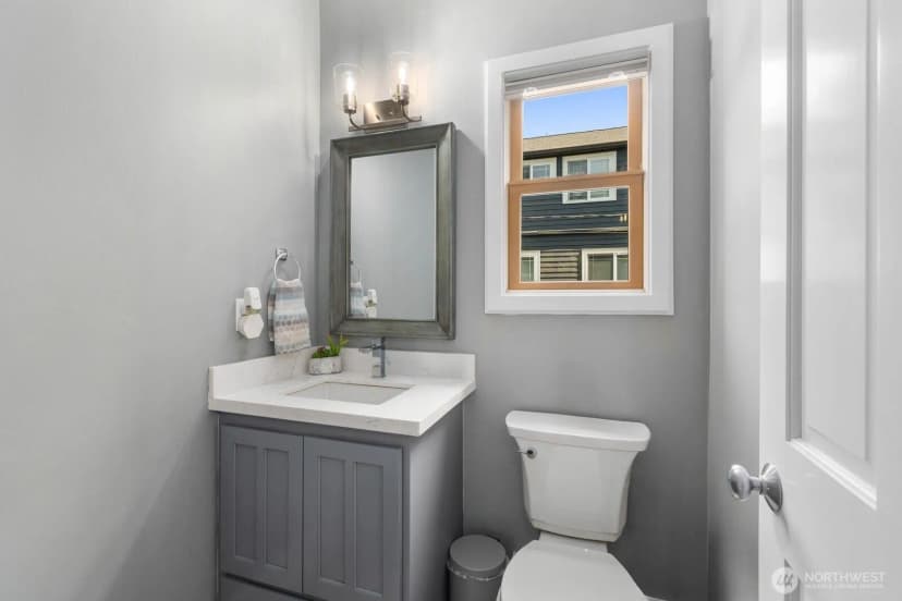 Property photo for 2858 Nw 90th Place, Seattle photo 22
