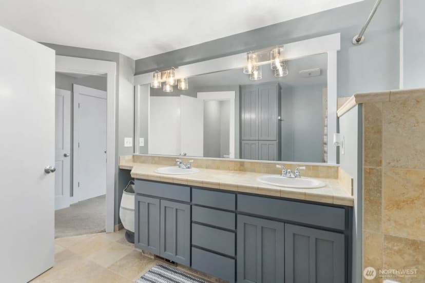 Property photo for 2858 Nw 90th Place, Seattle photo 19