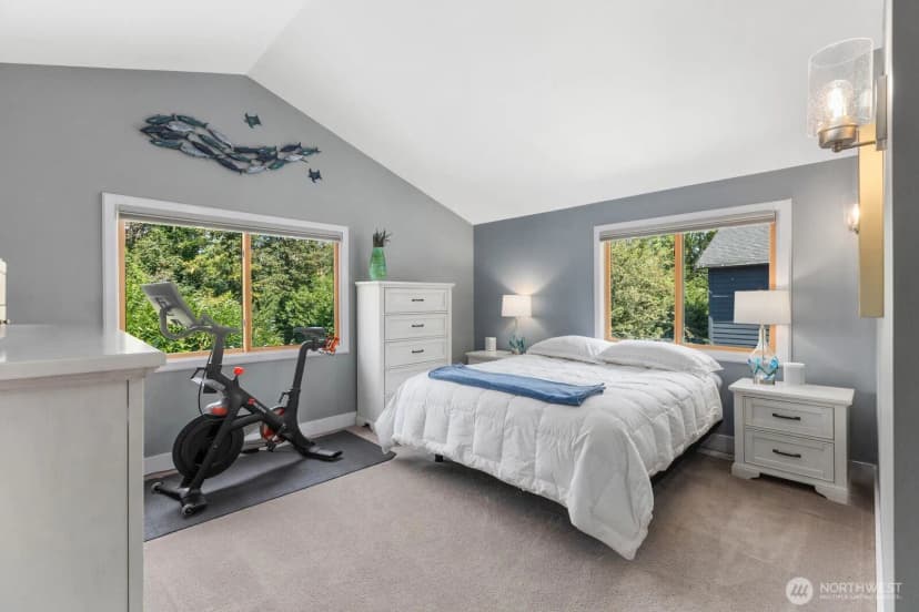Property photo for 2858 Nw 90th Place, Seattle photo 16