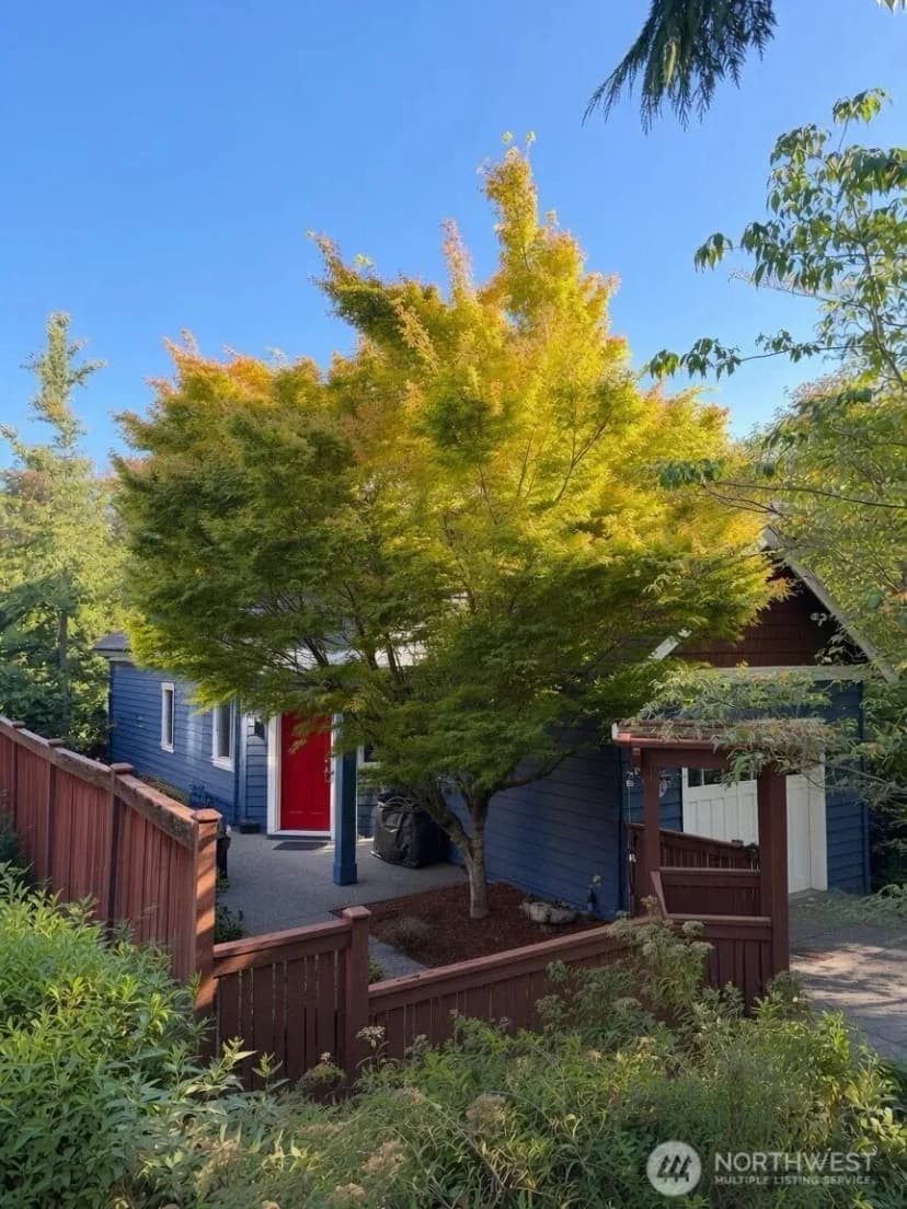 Property photo for 2858 Nw 90th Place, Seattle