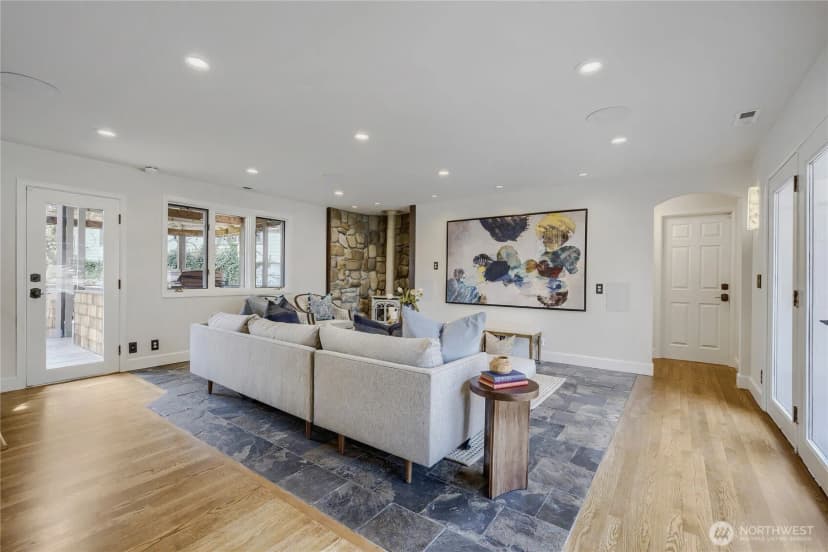 Property photo for 16066 Inglewood Road Ne, Kenmore photo 21