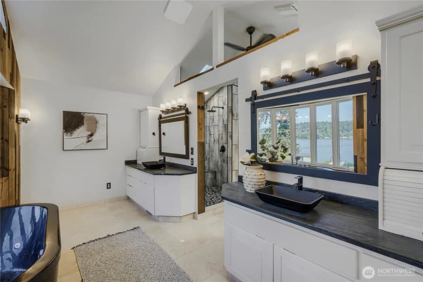 Property photo for 16066 Inglewood Road Ne, Kenmore photo 23