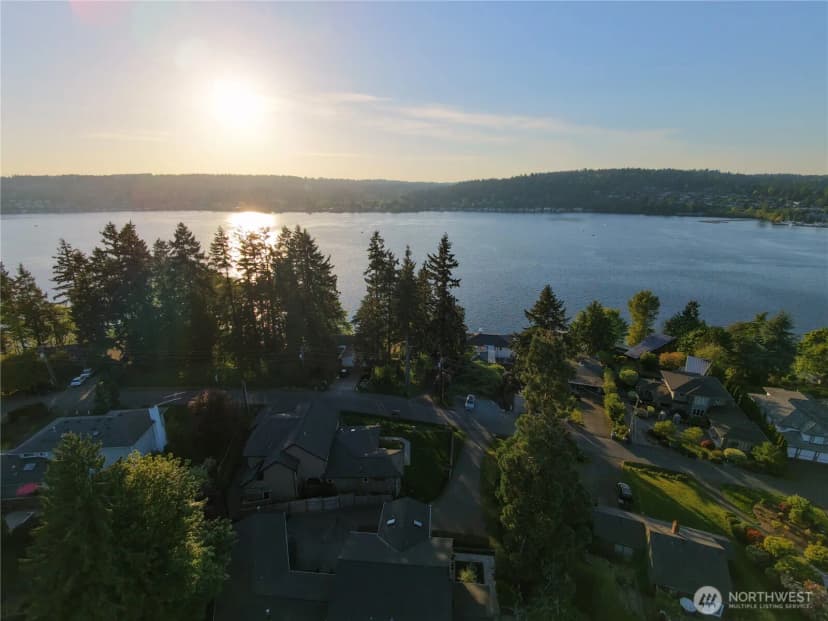 Property photo for 16066 Inglewood Road Ne, Kenmore photo 35