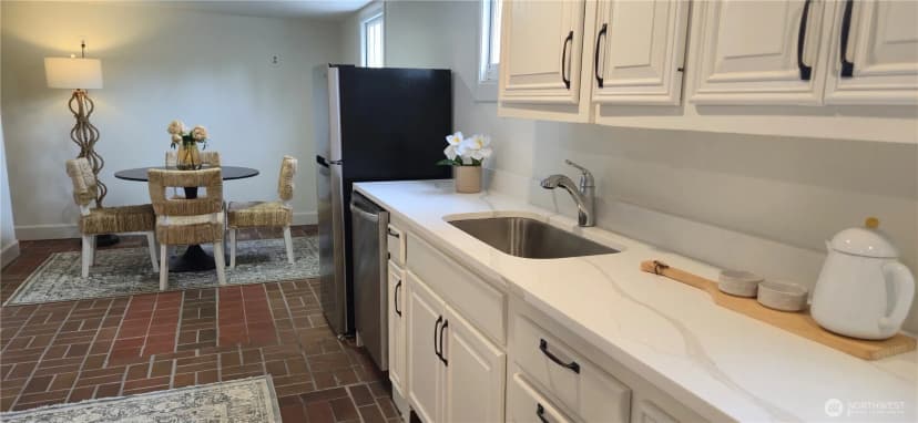 Property photo for 16066 Inglewood Road Ne, Kenmore photo 31