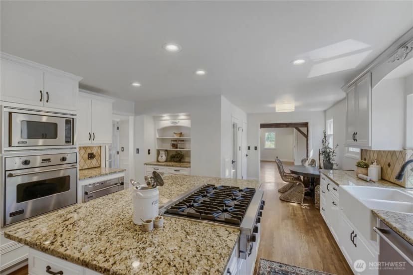 Property photo for 16066 Inglewood Road Ne, Kenmore photo 19
